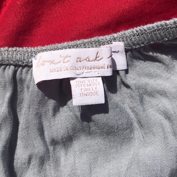 Off-the-shoulder split sleeve romper - Picture 4 of 4